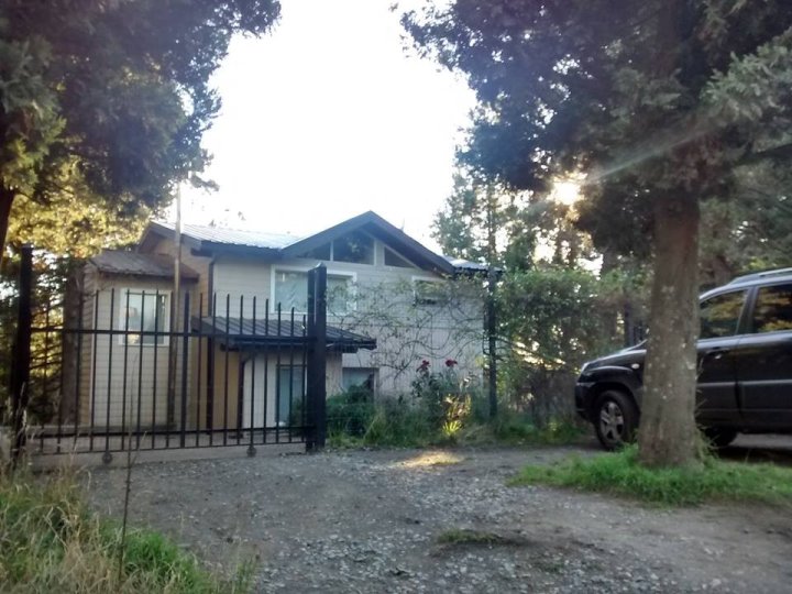 Alquiler Turístico Casa del Pinar de San Carlos de Bariloche, Bariloche, Río Negro
