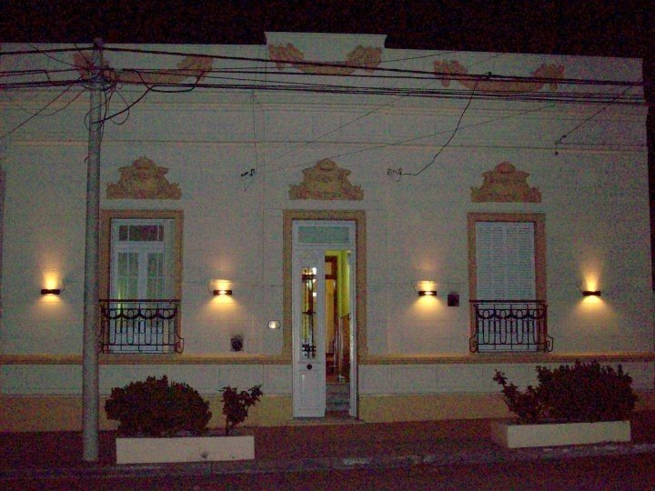 Alquiler Turístico HOTEL LA CANDELA de General Acha, Utracán, La Pampa